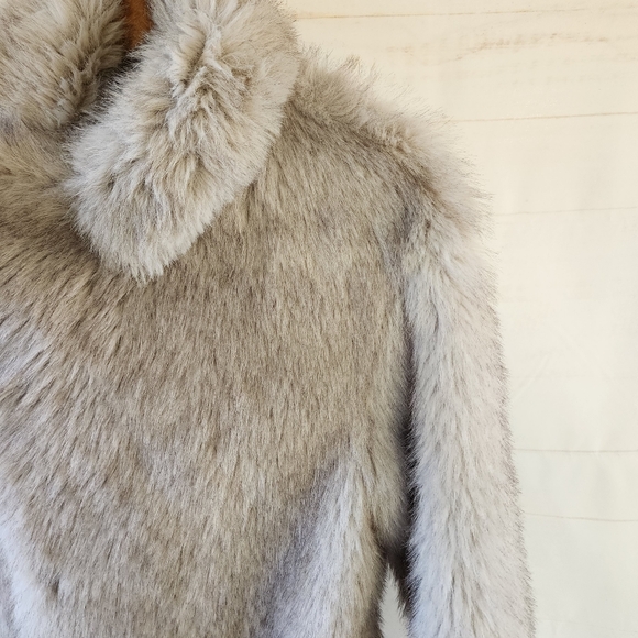 Lefties Faux Fur Coat Size M - Picture 9 of 13